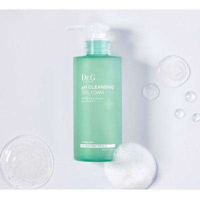 Слабокислотный гель для чувствительной кожи Dr.G pH Cleansing Gel Foam 200мл