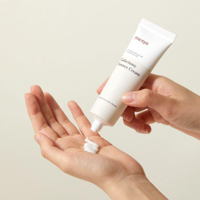 Ферментированный крем против несовершенств Manyo Galactomy Essence Cream 50 мл