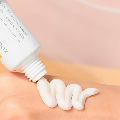 Осветляющий крем для сужения пор и борьбы с пигментацией Celimax Pore+Dark Spot Brightening Cream 35 мл